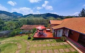 Linda Casa Em São Bento Do Sapucai